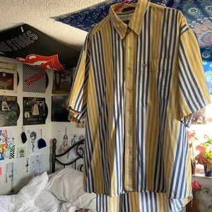 Casual fit button down